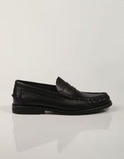 MOCASINES FREELANCE MOCASIN NAPA NEGRO en color Negro