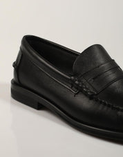 MOCASINES FREELANCE MOCASIN NAPA NEGRO en color Negro