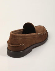 MOCASINES FREELANCE MOCASIN LISO VISON en color Taupe