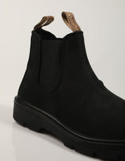 BOTINES NATURAL WORLD KARA NEGRO 9080 en color Negro