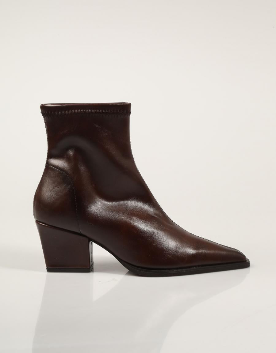 51 WOW STR MARRON en color Marron