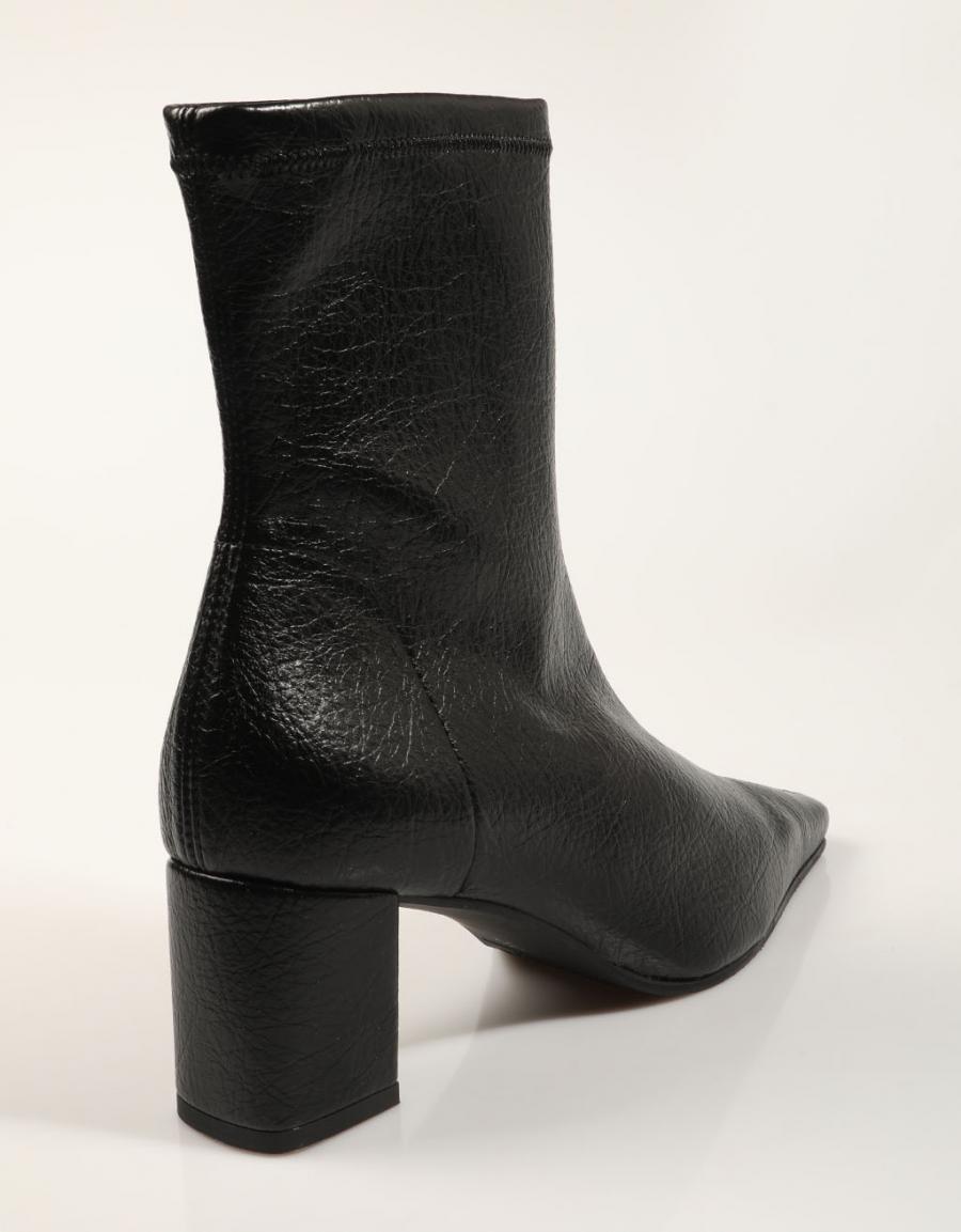 BOTINES MISS ELASTIC 075357-14-05/05 CIERVO STR NEGRO en color Negro
