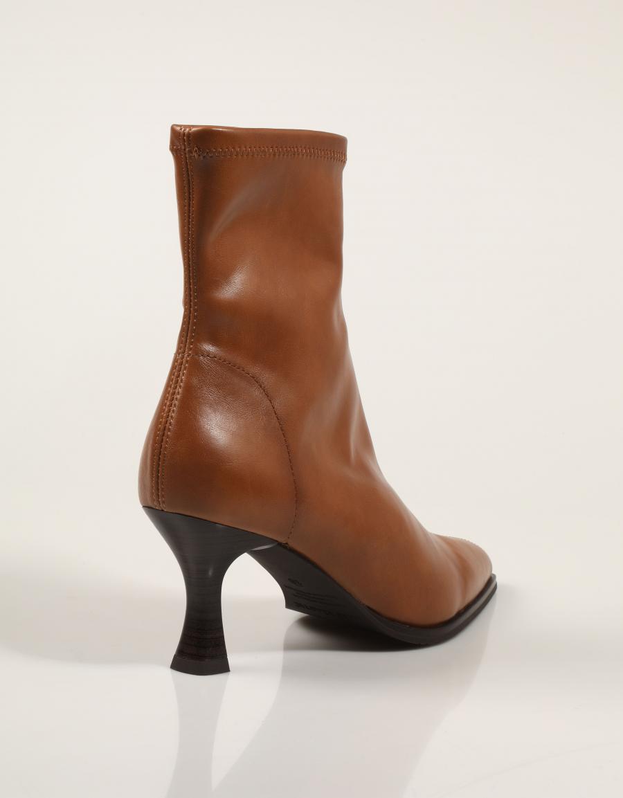 BOTINES MISS ELASTIC 078039-09-04/04 WOW STR CAMEL en color Cuero