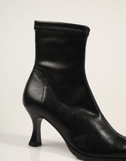 BOTINES MISS ELASTIC 078039-09-05/05 STR NEGRO en color Negro