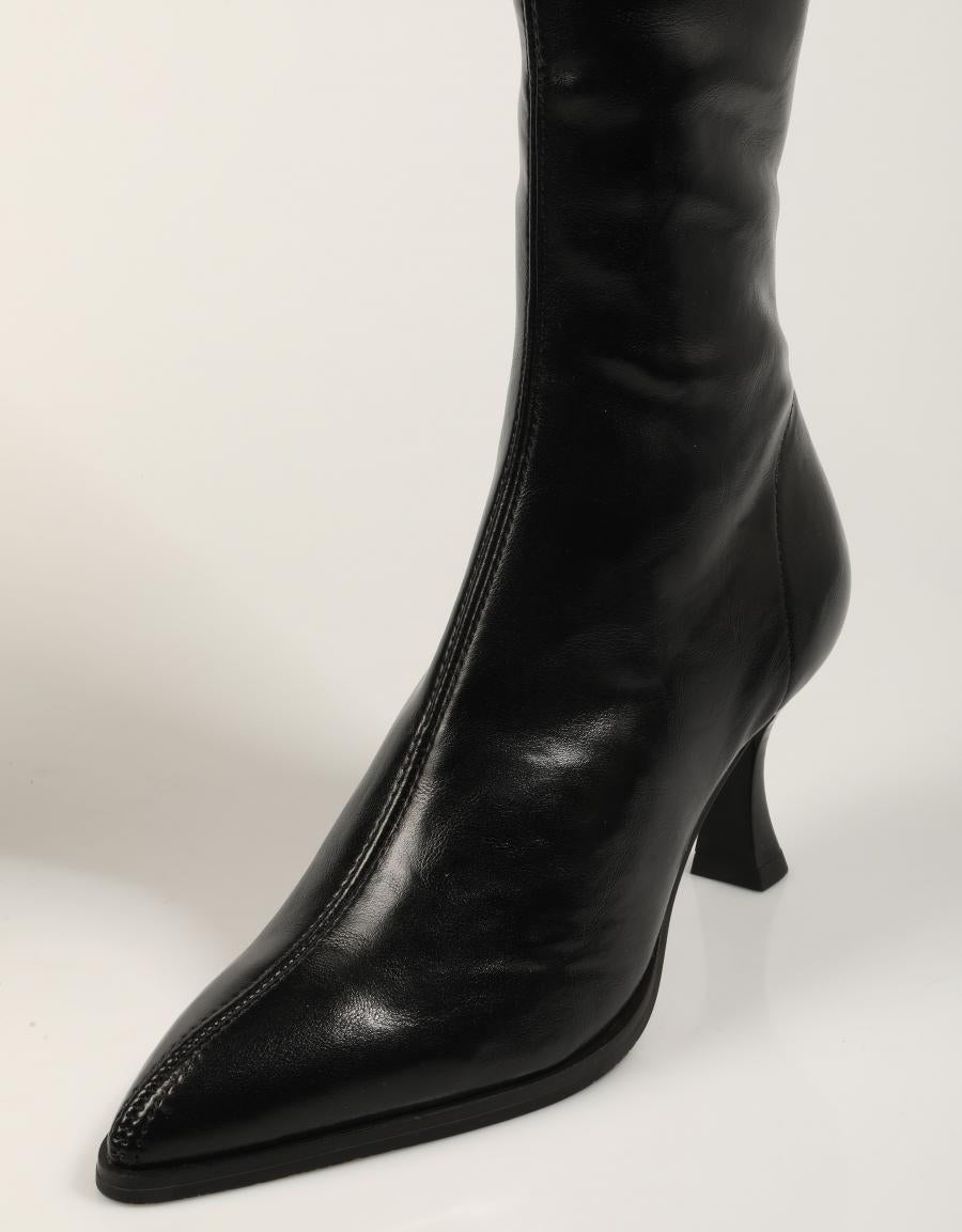 05 WOW STR NEGRO en color Burdeos
