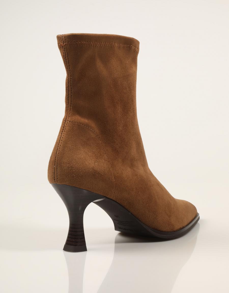 BOTINES MISS ELASTIC BOTÍN STR.CUERO 078039-AE-08/08 en color Cuero