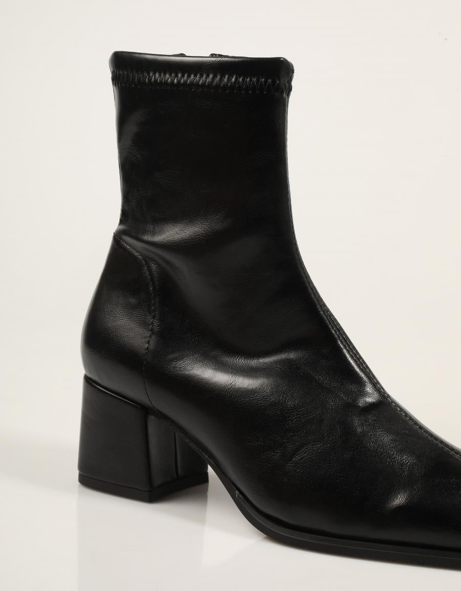 BOTAS MISS ELASTIC 075437-09-05/05 WOW STR NEGRO en color Negro