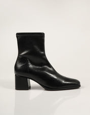 BOTINES MISS ELASTIC 075438-09-05/05 WOW STR NEGRO en color Negro