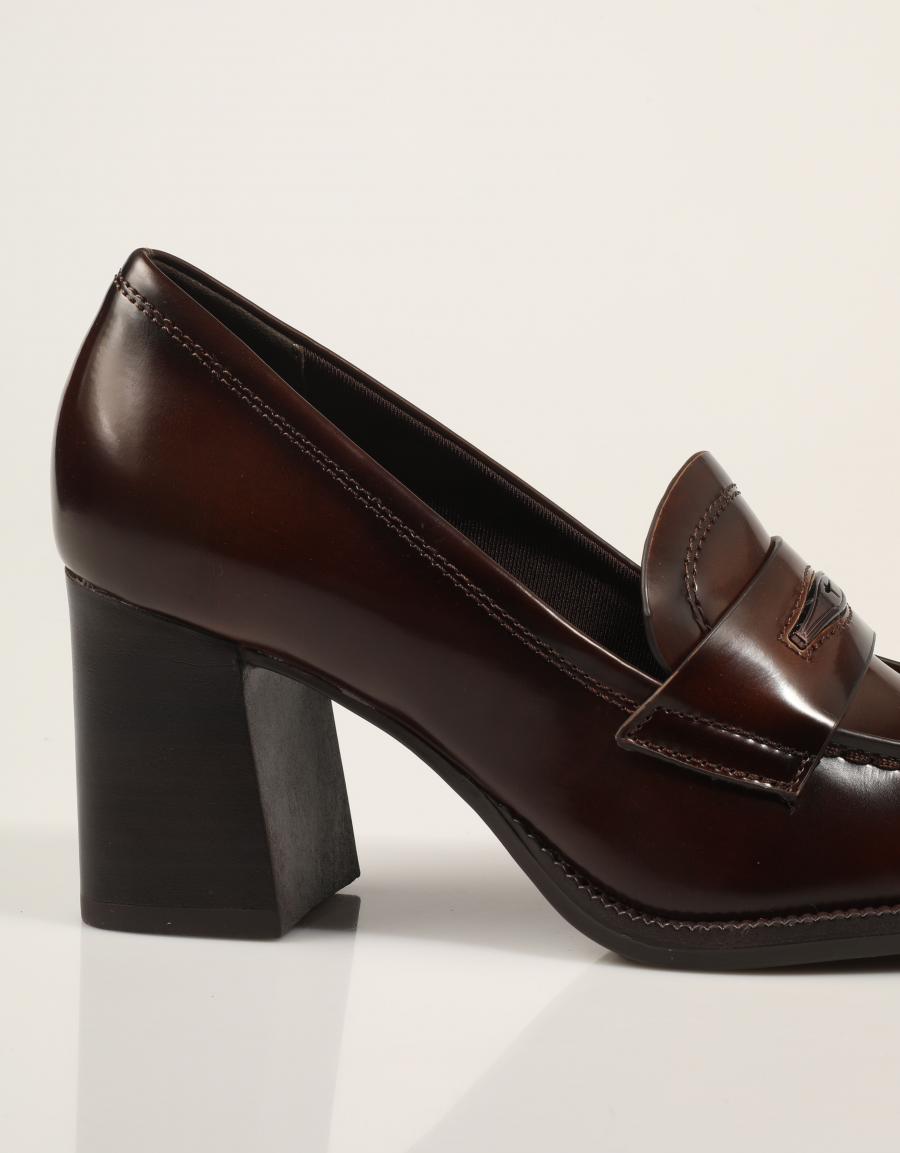 ZAPATOS TAMARIS MOCASIN MUSCAT 1-24453 47 en color Marron