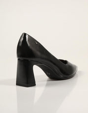 ZAPATOS TAMARIS SALON 1 22452 45 BLACK en color Negro