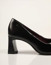 ZAPATOS TAMARIS SALON 1 22452 45 BLACK en color Negro