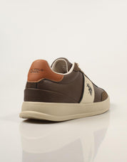 ZAPATILLAS US POLO ASSN CAMPY004D DARK BROWN CAMPY004M/GYH3 en color Marron
