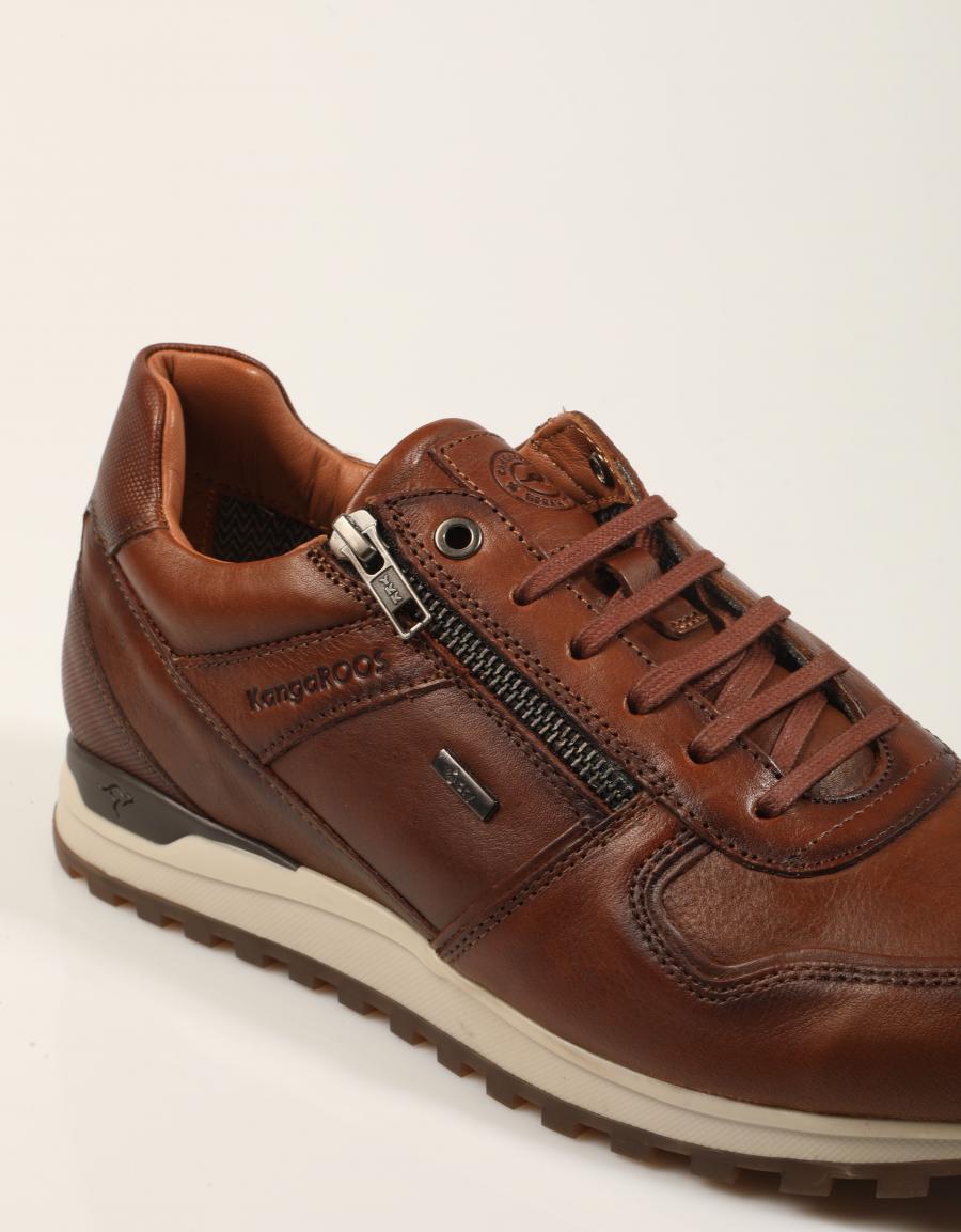 ZAPATILLAS KANGAROOS DEPORTIVO CAMEL en color Cuero