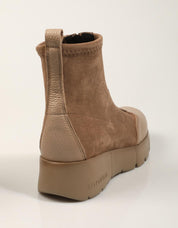 BOTINES HISPANITAS BOTIN CREMALLERA CASTORO/TOPO en color Beige
