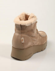 BOTINES HISPANITAS BOTIN WALLABEE CASTORO en color Taupe