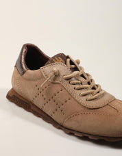 ZAPATILLAS HISPANITAS SNEAKER CASTORO en color Beige