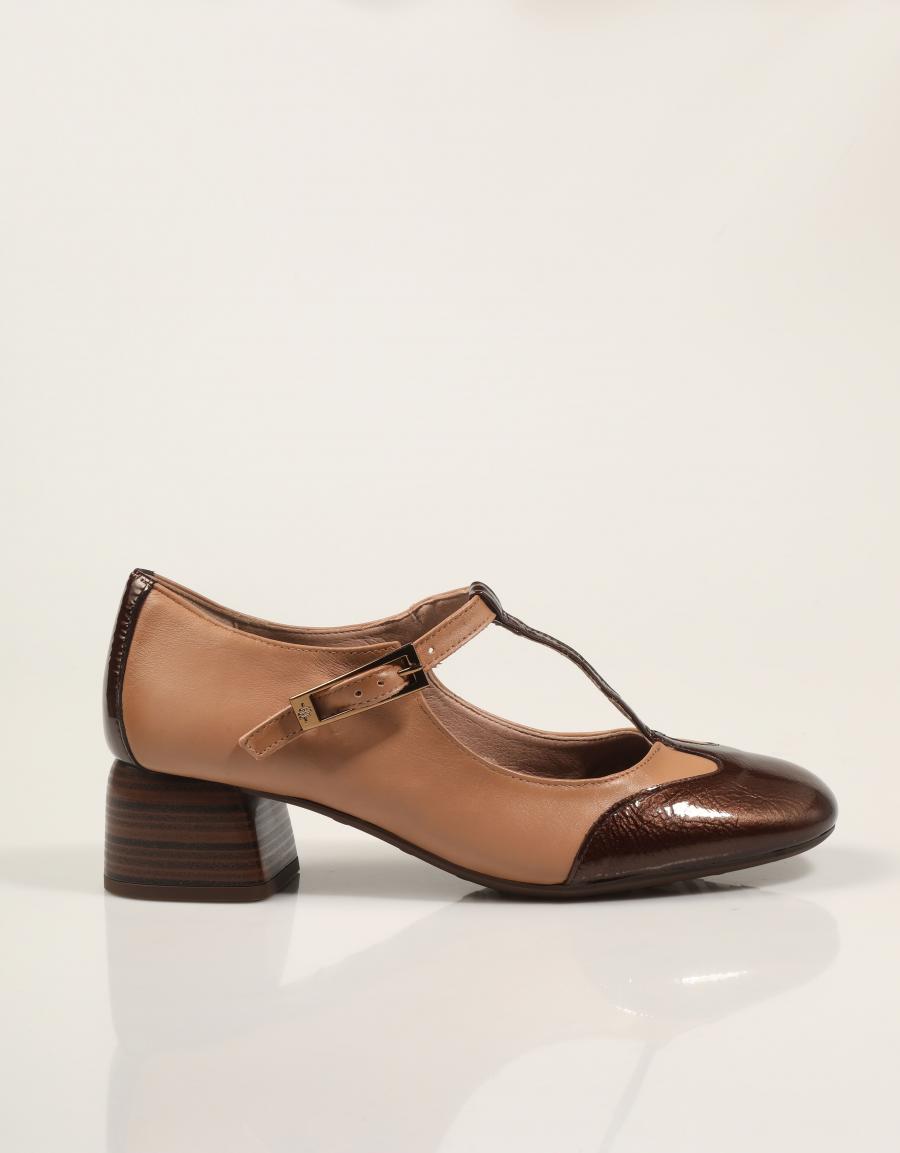 ZAPATOS VESTIR HISPANITAS ZAPATO ESPRESSO/ALMOND en color Beige