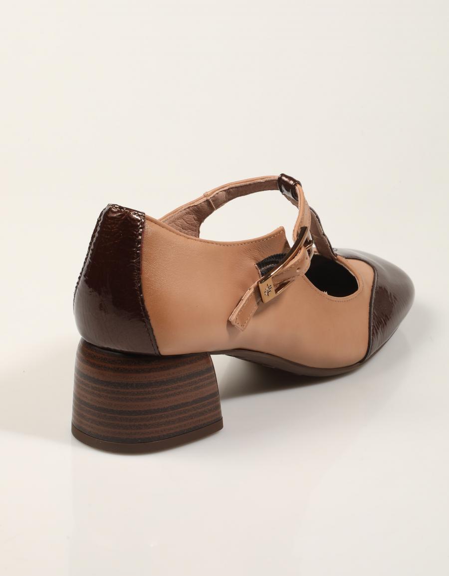 ZAPATOS VESTIR HISPANITAS ZAPATO ESPRESSO/ALMOND en color Beige