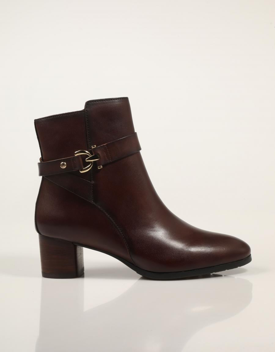 BOTINES PIKOLINOS CALAFAT W1Z 8914 CAOBA en color Marron
