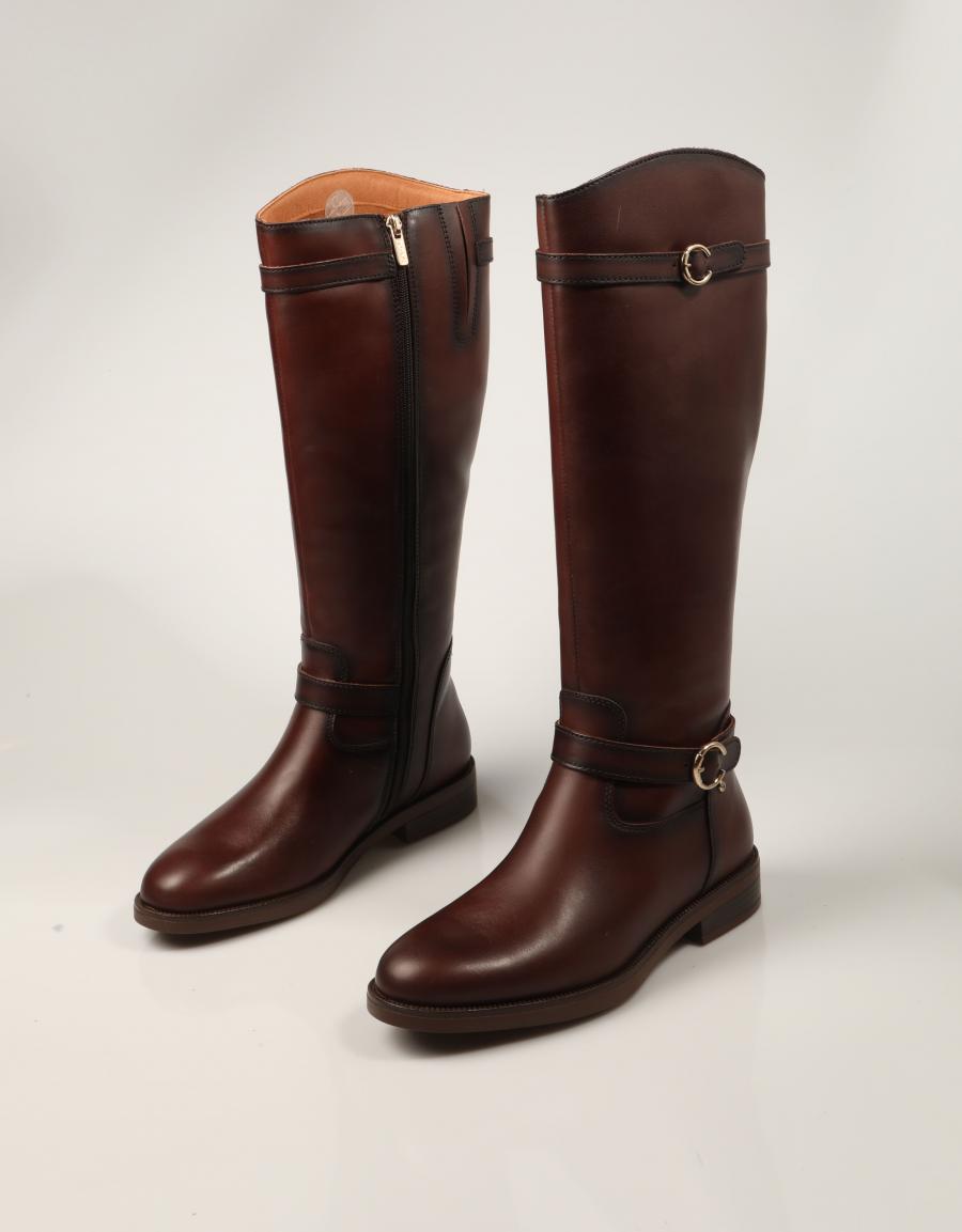 BOTAS PIKOLINOS PUERTOLLANO W3C 9632 CAOBA en color Marron