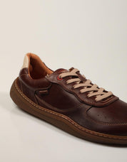 ZAPATILLAS PIKOLINOS ARANJUEZ U9F 6363C1 CAOBA en color Marron