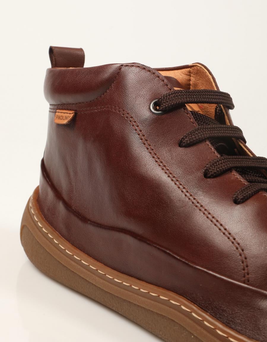 BOTINES PIKOLINOS ARANJUEZ U9F 8055C1 CAOBA en color Marron