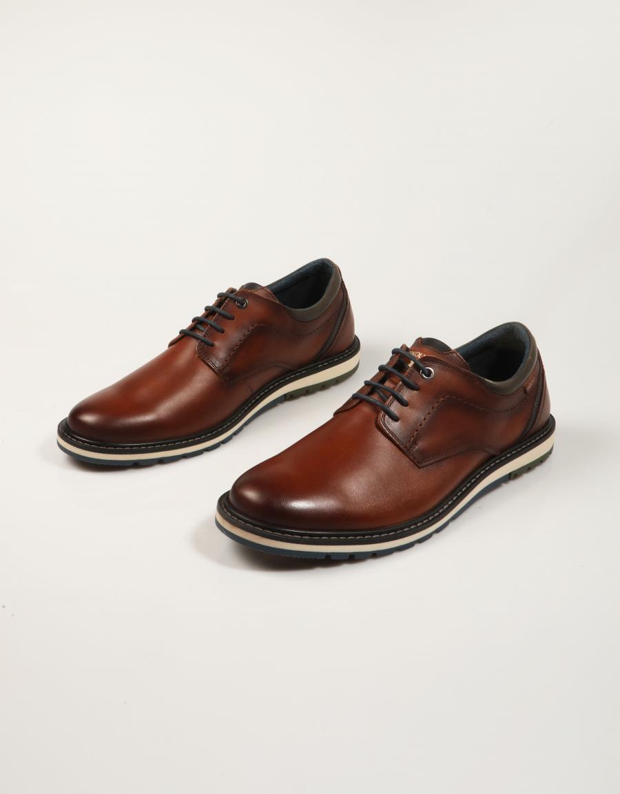 ZAPATOS SPORT PIKOLINOS BERNA M8J 4331C1 CUERO en color Cuero