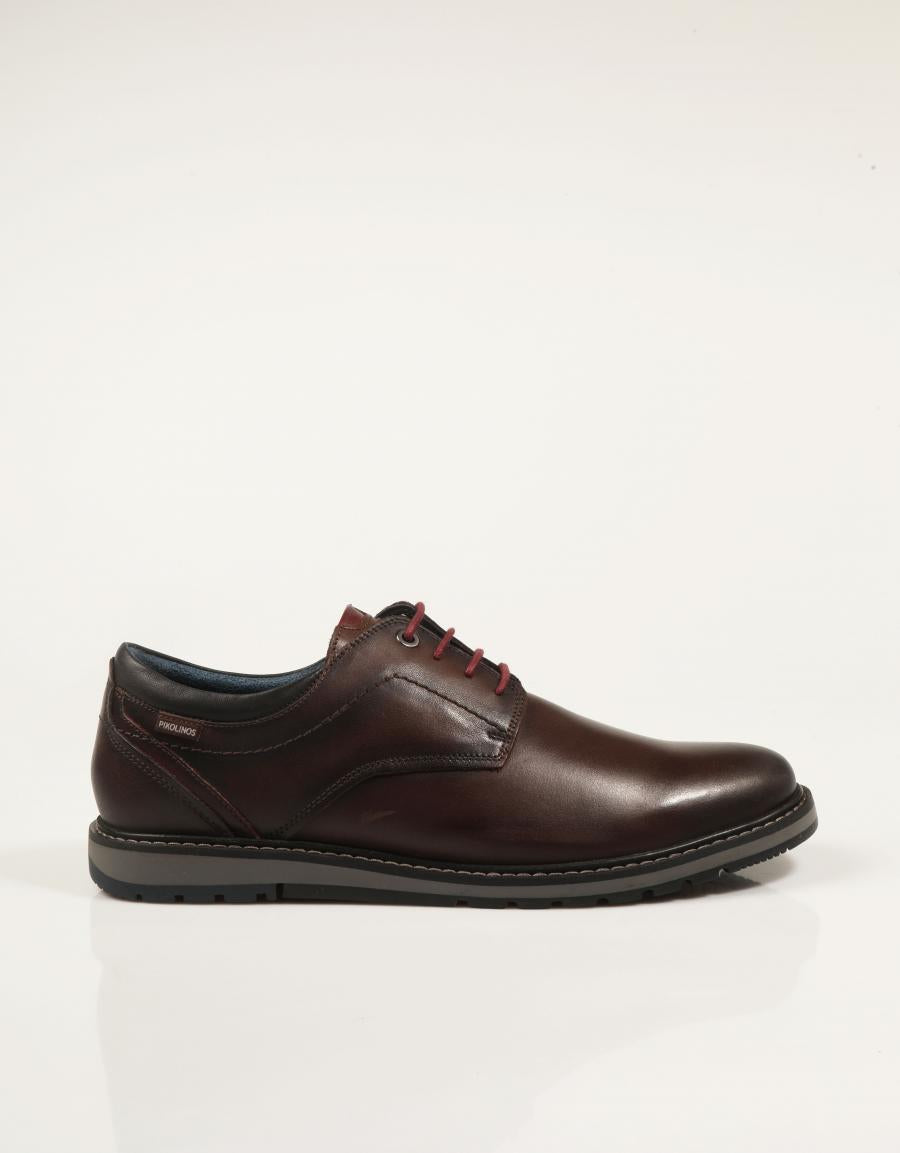 ZAPATOS SPORT PIKOLINOS BERNA M8J 4331C1 OLMO en color Marron