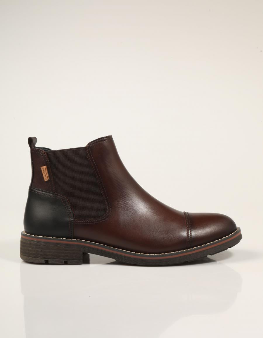 BOTINES PIKOLINOS YORK M2M 8022C1 OLMO en color Marron