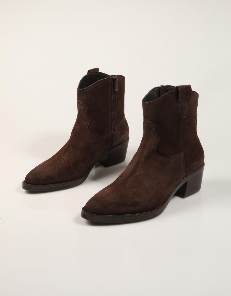 BOTINES LUCIA VIGUERA BOTIN VITELO CAOBA en color Cuero