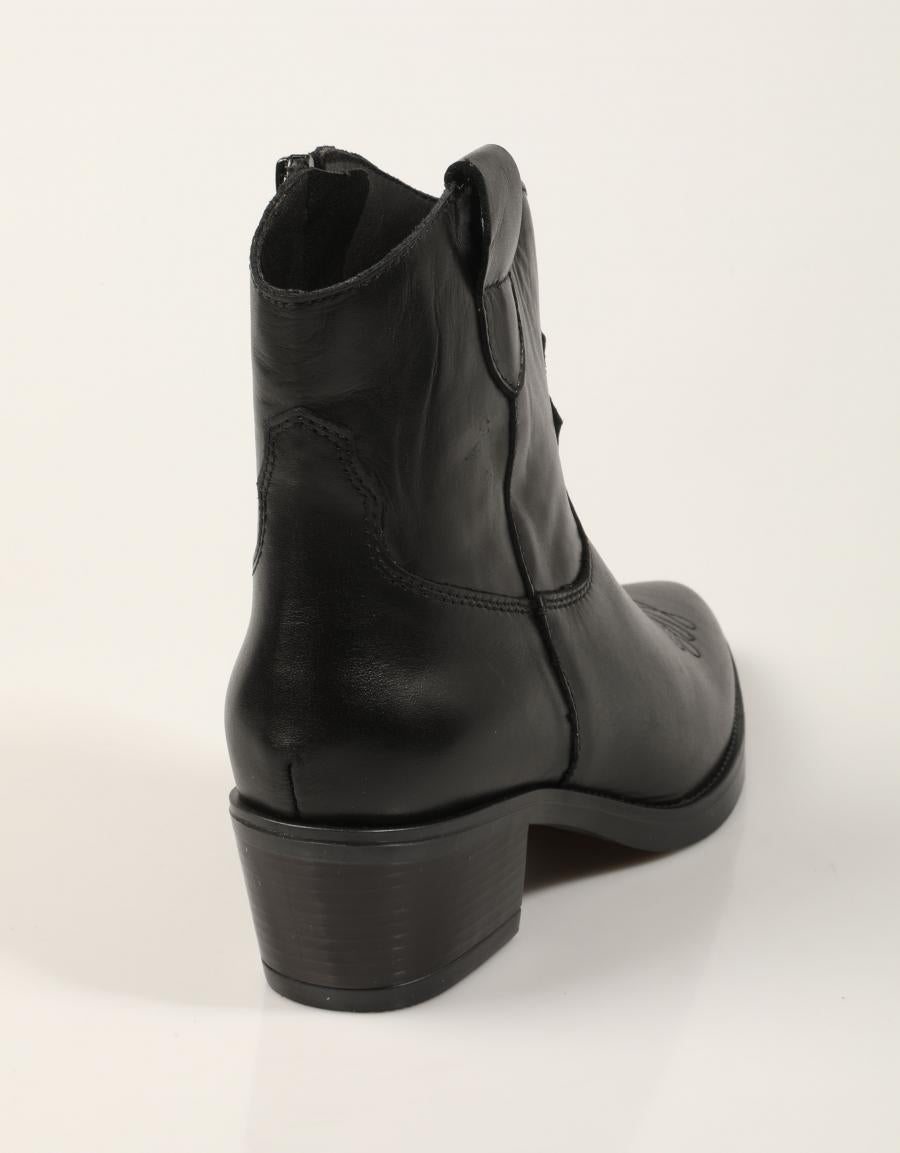 BOTINES LUCIA VIGUERA BOTIN CRIMEA NEGRO en color Negro