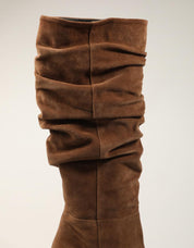 BOTAS LUCIA VIGUERA BOTA VITELO VISON en color Cuero