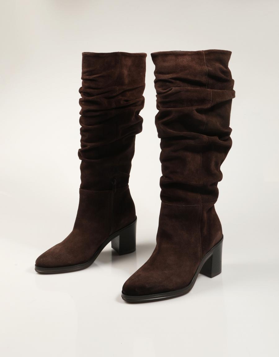 BOTAS LUCIA VIGUERA BOTA VITELO CAOBA en color Cuero