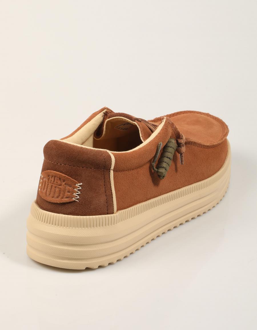 ZAPATOS SPORT DUDE REV SUEDE HD45845 ARGAN en color Cuero