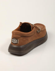ZAPATOS DUDE WALLY COMF 45412 ROBE BROWN en color Marron
