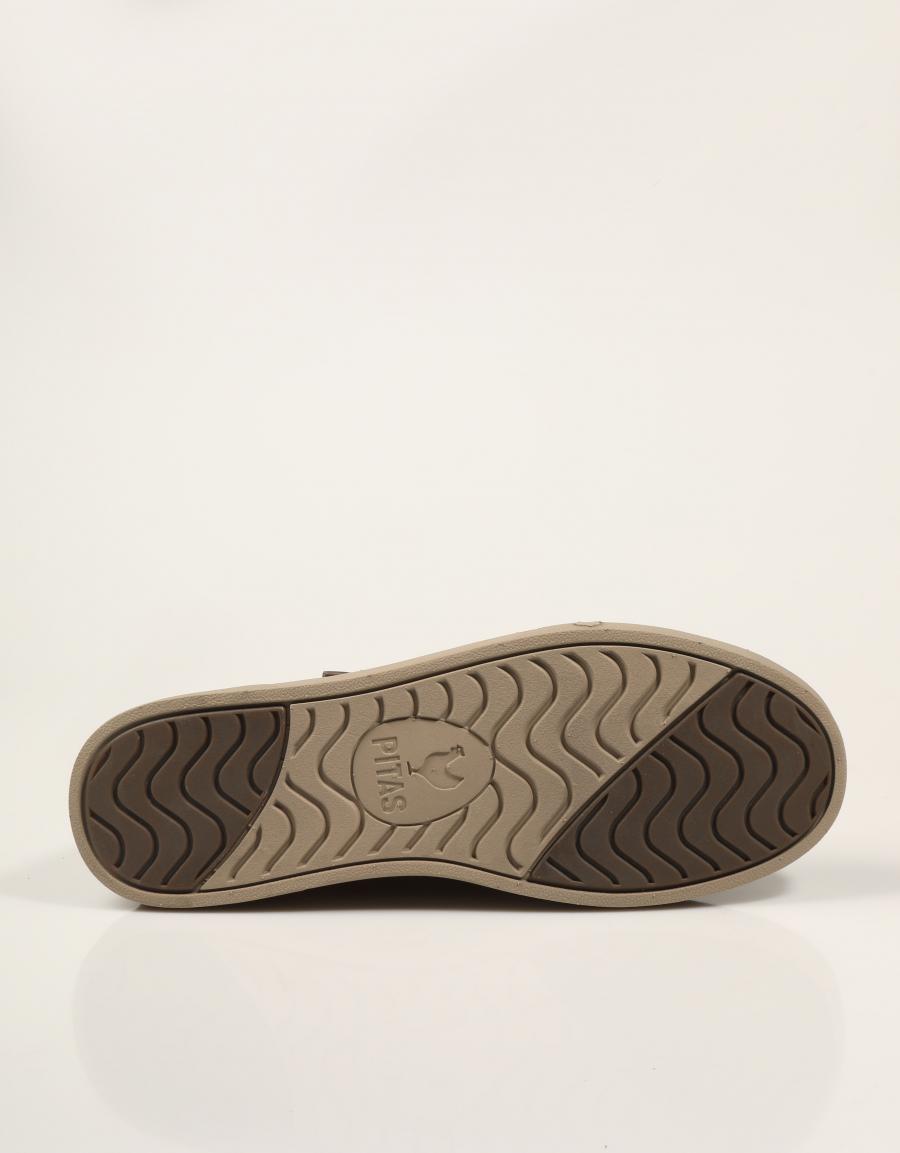 ZAPATOS SPORT WALKIN PITAS TASOS CAFE en color Marron