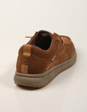 ZAPATOS SPORT WALKIN PITAS OSAKA CAMEL en color Cuero