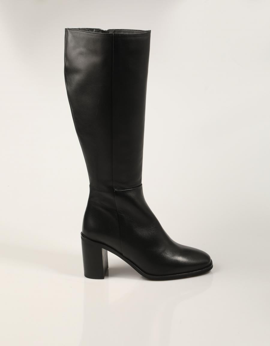 BOTAS MARCHA BOTA TACON BLACK en color Negro