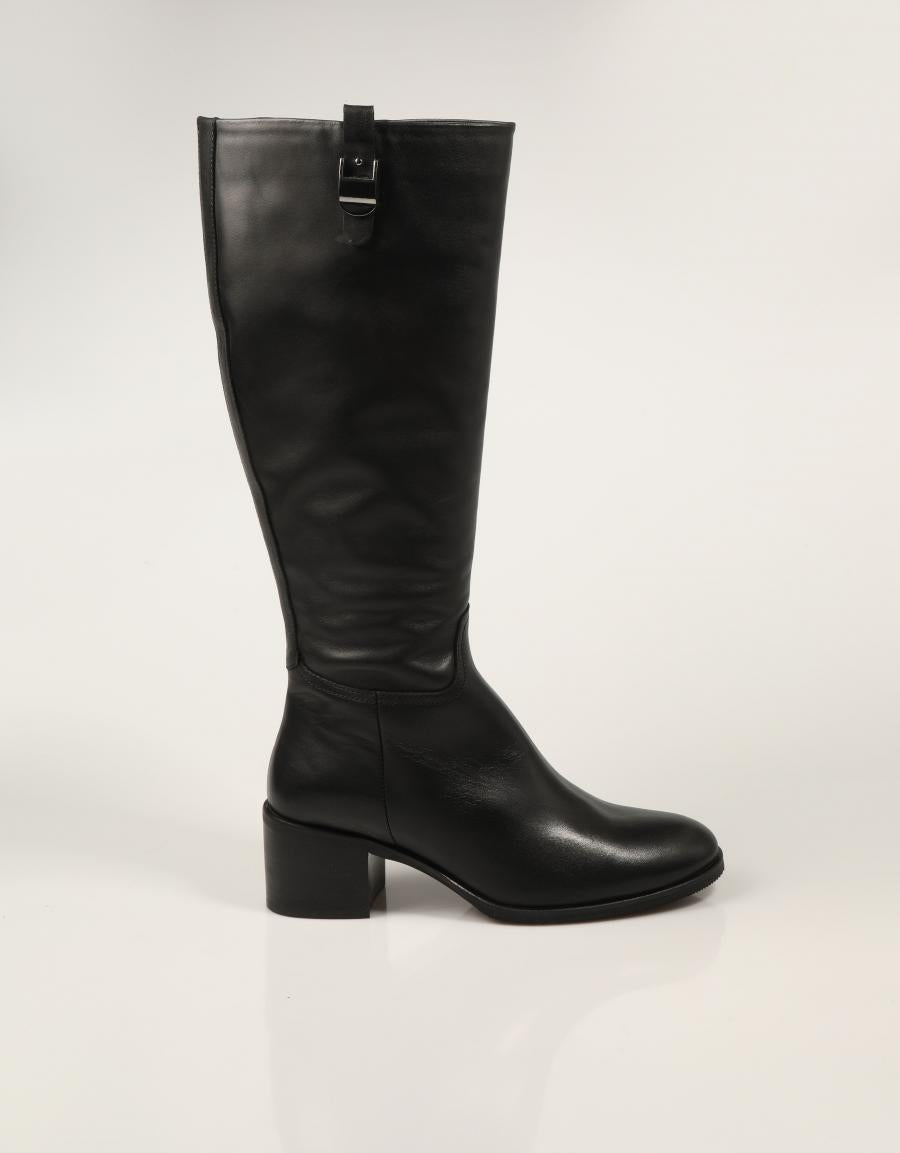 BOTAS MARCHA BOTA MONTAR BLACK en color Negro