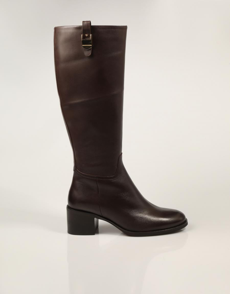 BOTAS MARCHA BOTA MONTAR VALNUT en color Marron