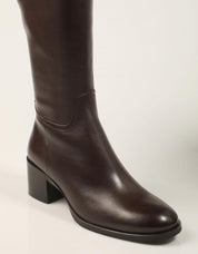 BOTAS MARCHA BOTA MONTAR VALNUT en color Marron