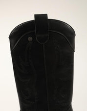BOTAS ISTERIA BOTA CAMPERA NEGRO en color Negro