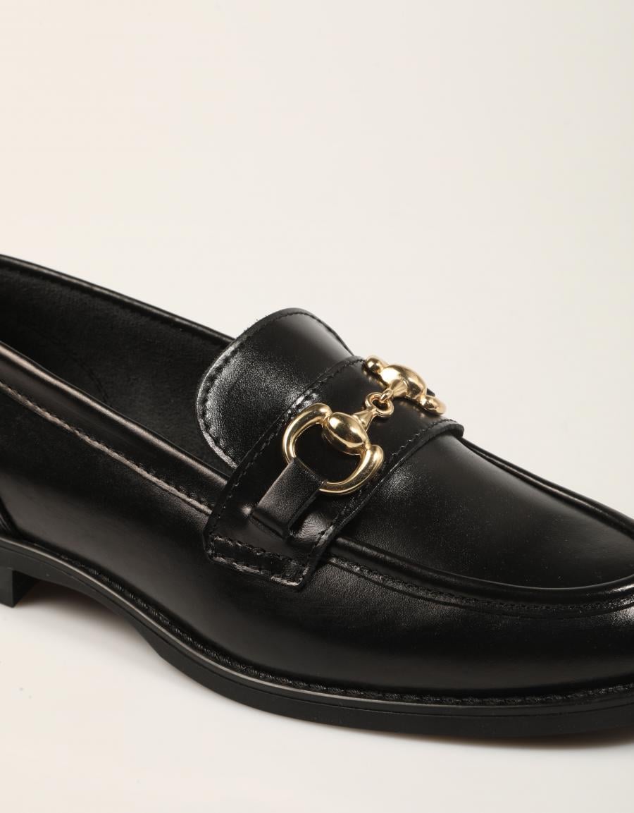 ZAPATOS REBECCA HOPE MOCASIN ESTRIBO NEGRO en color Negro
