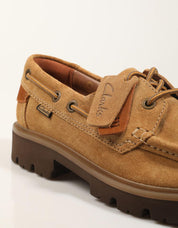 ZAPATOS SPORT CLARKS CLEYHILL BOAT WHEAT 26327954 en color Beige