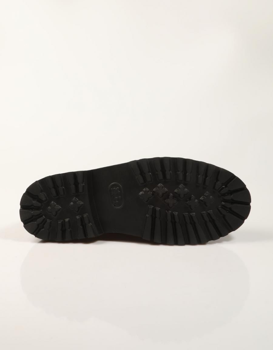 ZAPATOS SPORT CLARKS BERWICK SEAM BLACK 26183729 en color Negro