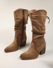 BOTAS REFRESH BOTA CAMPERA TAUPE en color Taupe