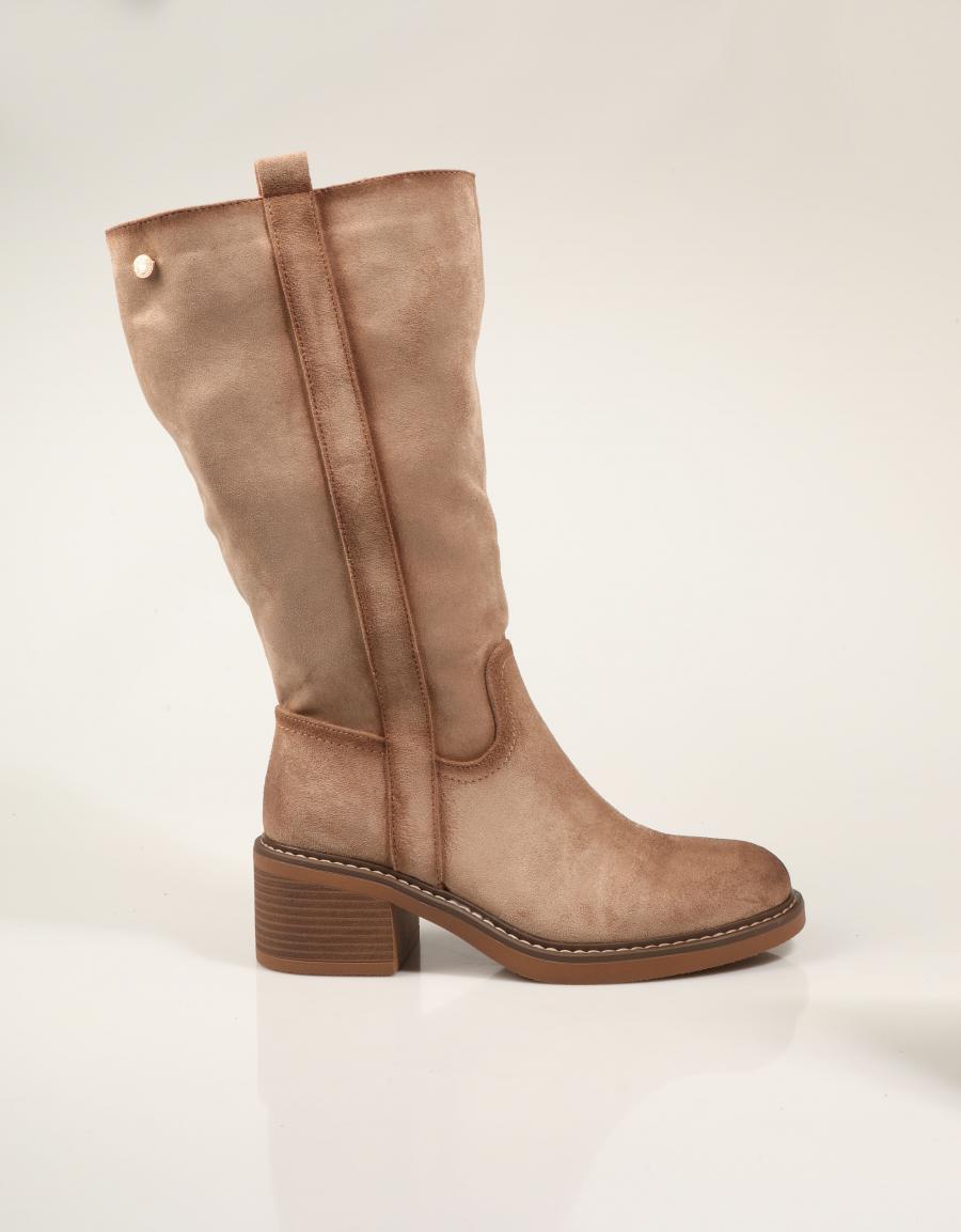BOTAS REFRESH BOTA MONTAR TAUPE en color Taupe