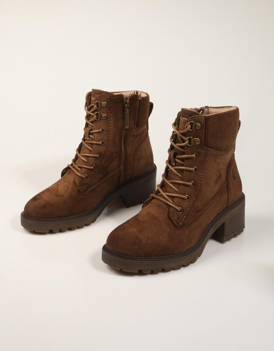 BOTINES REFRESH BOTIN CORDONES TAUPE en color Taupe