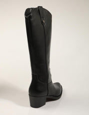 COWBOYS,CAMPERO REFRESH BOTA CAMPERA NEGRO en color Negro