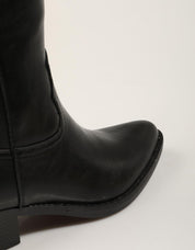 COWBOYS,CAMPERO REFRESH BOTA CAMPERA NEGRO en color Negro